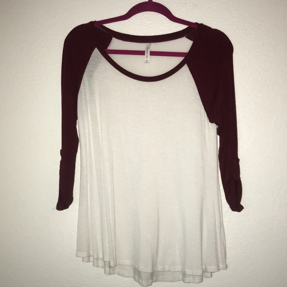 Long sleeve tee